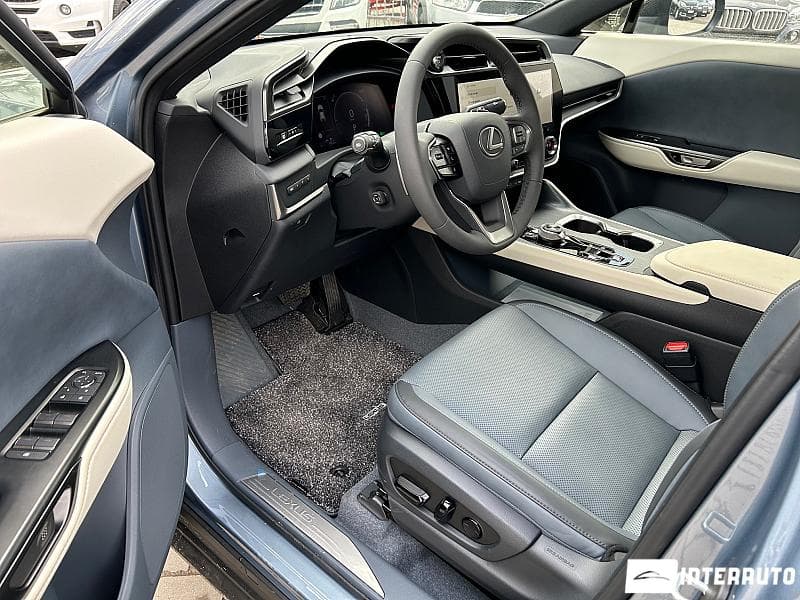 Lexus RZ 450e 2023 — Миниатюра 6