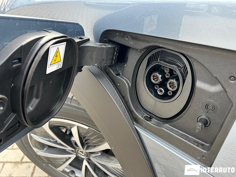 Lexus RZ 450e 2023 — Миниатюра 23