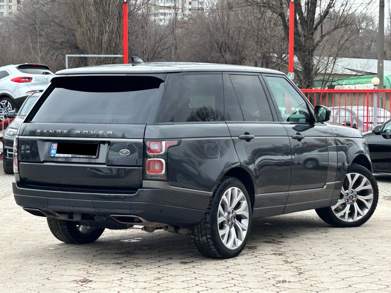 Land Rover Range Rover Vogue 2019 — Миниатюра 3