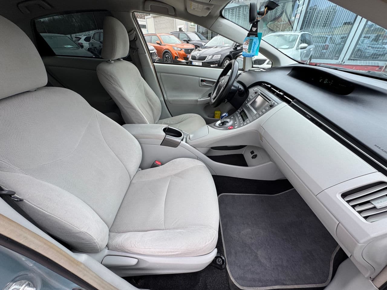 Toyota Prius 2014 — Миниатюра 18