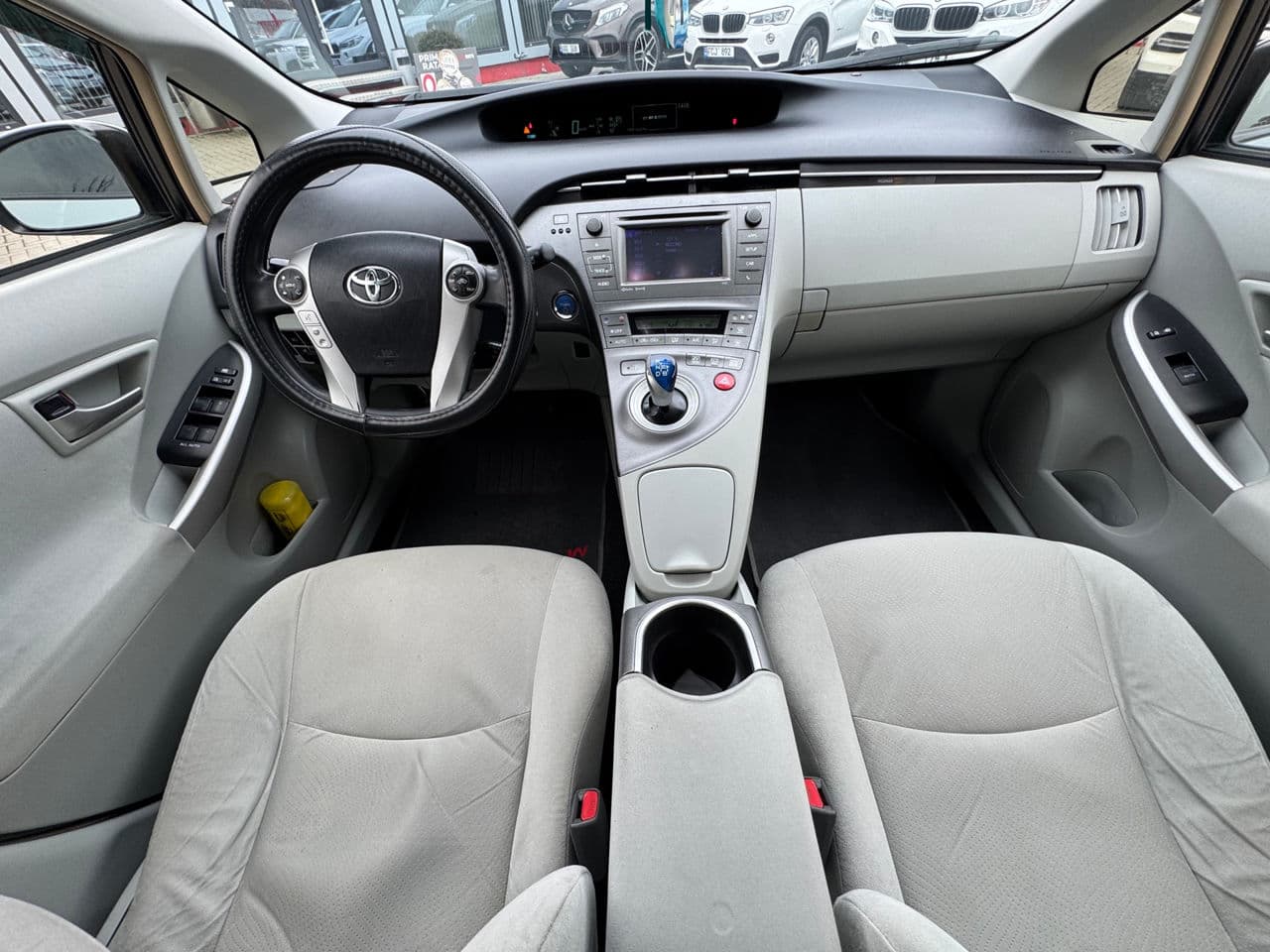 Toyota Prius 2014 — Миниатюра 12