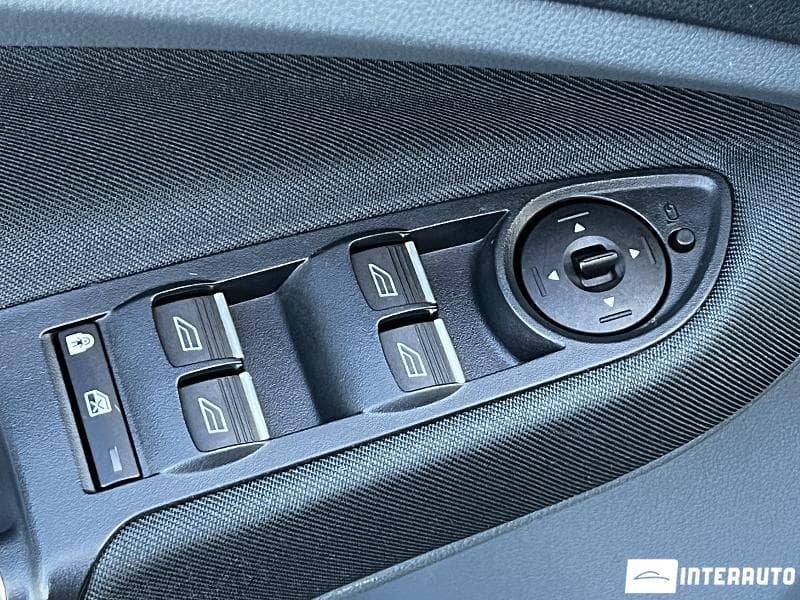 Ford Grand C-MAX 2015 — Миниатюра 16