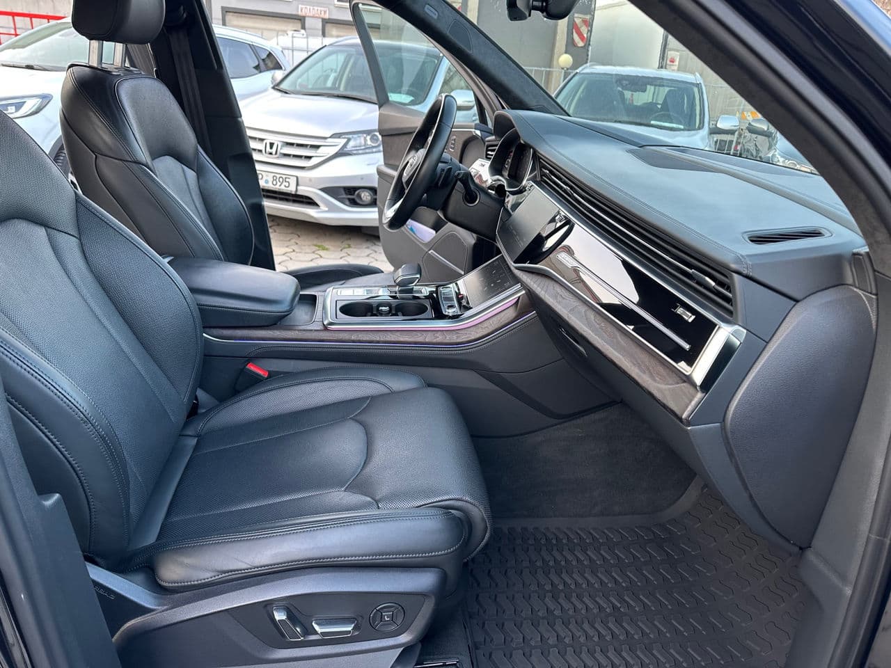 Audi Q7 2020 — Миниатюра 7