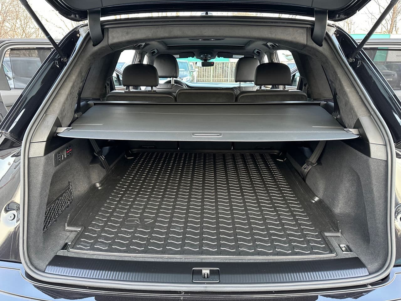 Audi Q7 2020 — Миниатюра 27