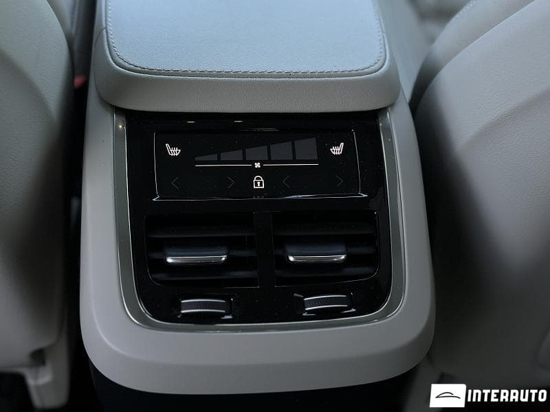 Volvo XC 90 2022 — Миниатюра 21