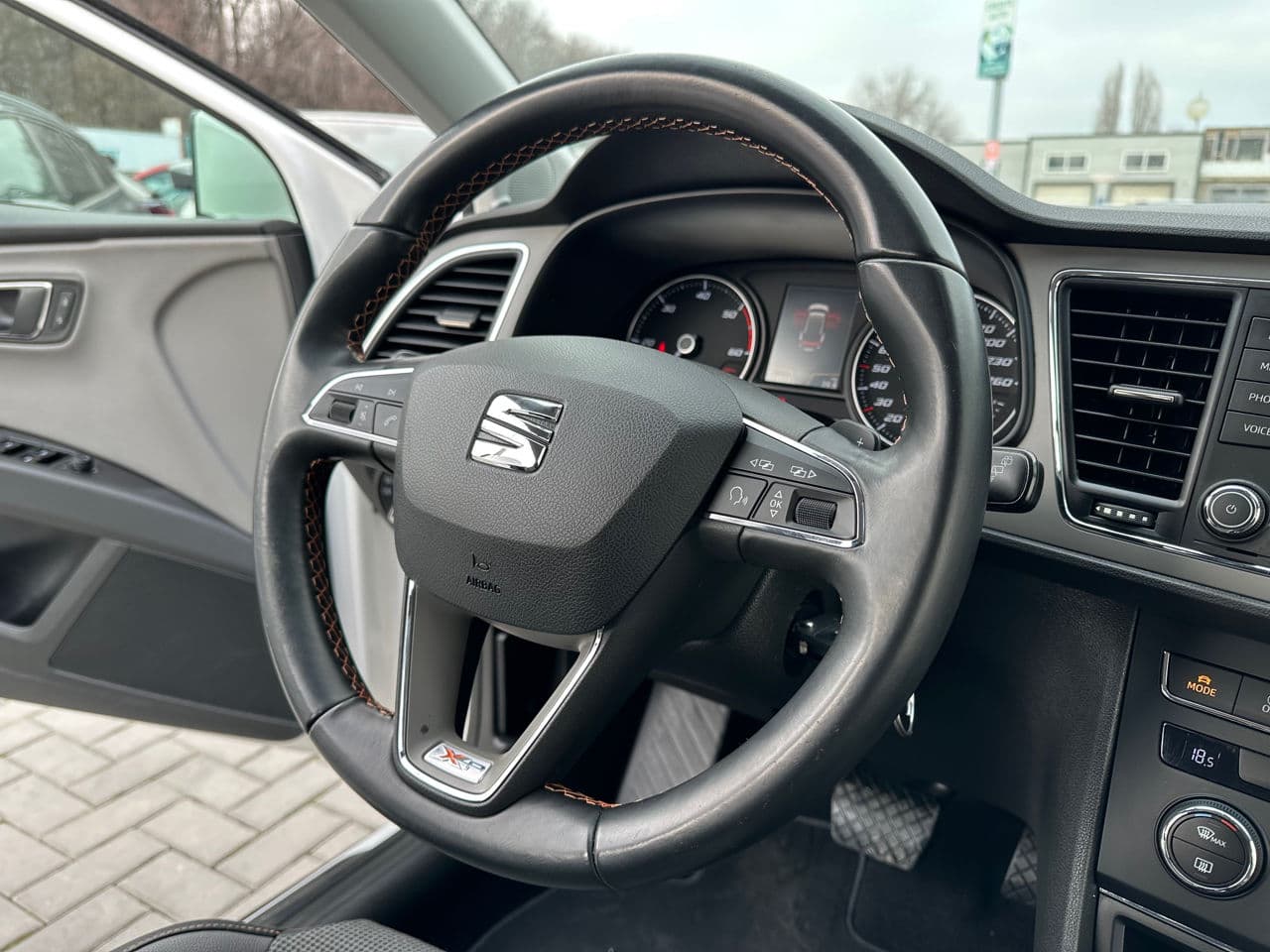 Seat Leon 2016 — Миниатюра 8