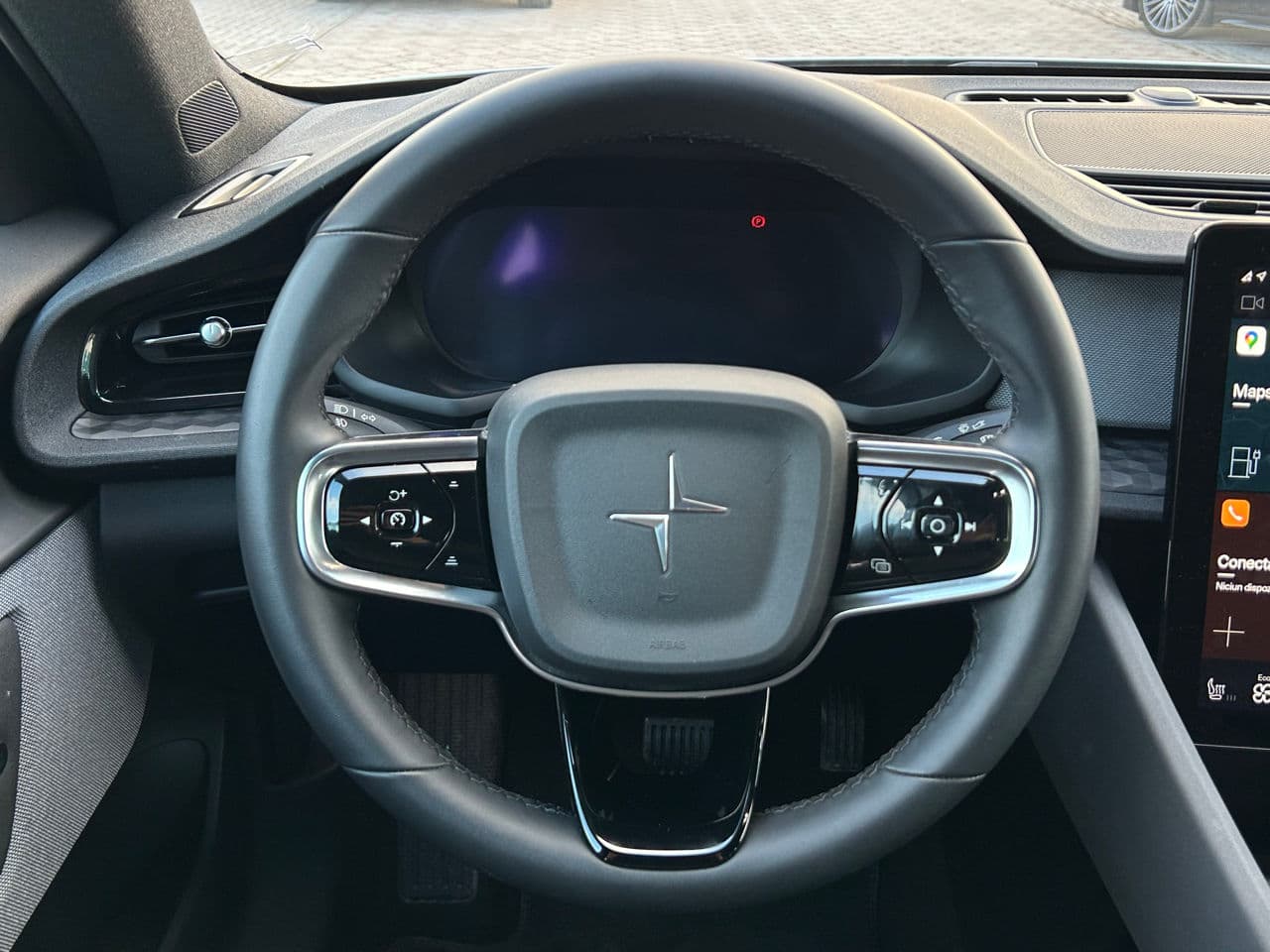 Volvo Polestar 2 2023 — Миниатюра 11