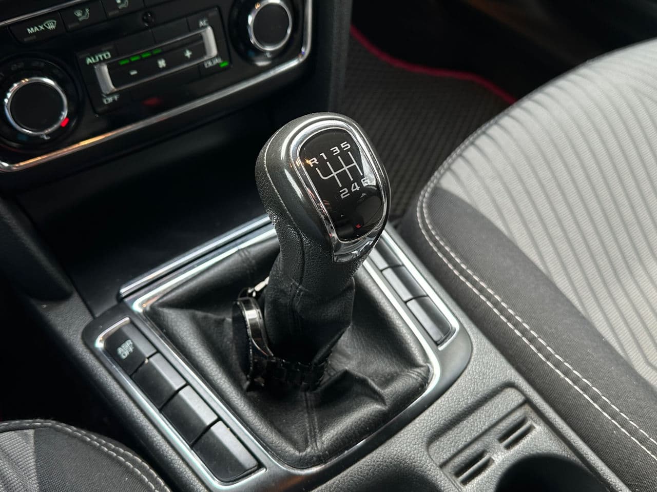 Skoda Superb 2010 — Миниатюра 12