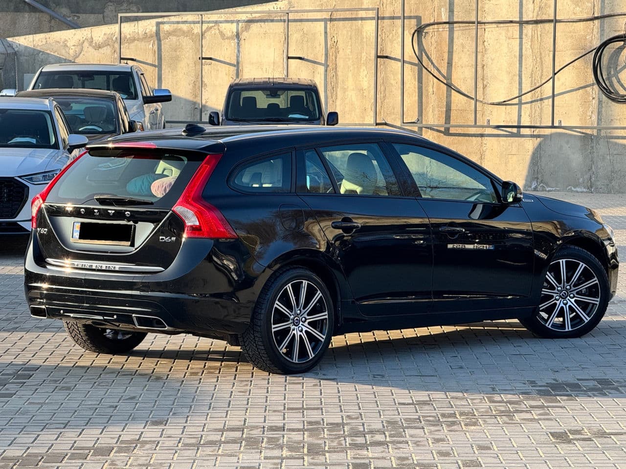 Volvo V 60 2016 — Миниатюра 3