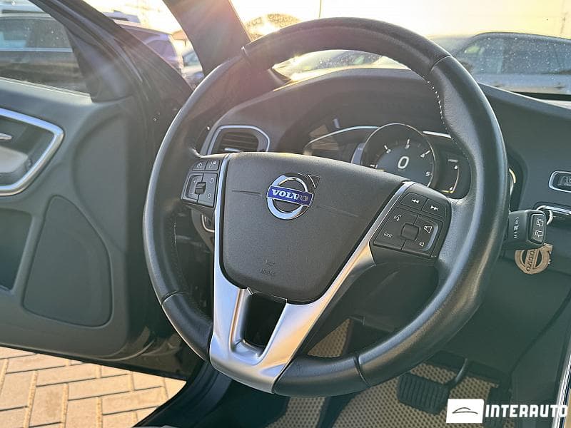 Volvo V 60 2016 — Миниатюра 7