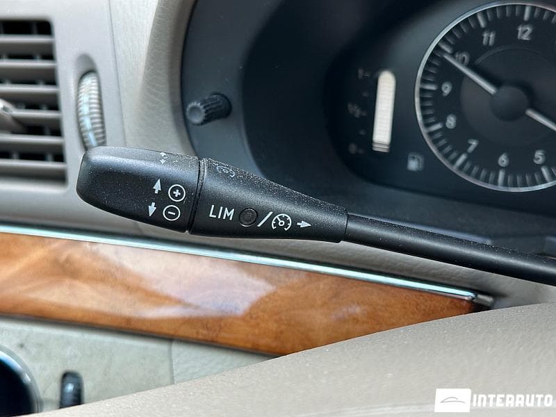 Mercedes E 280 2005 — Миниатюра 15