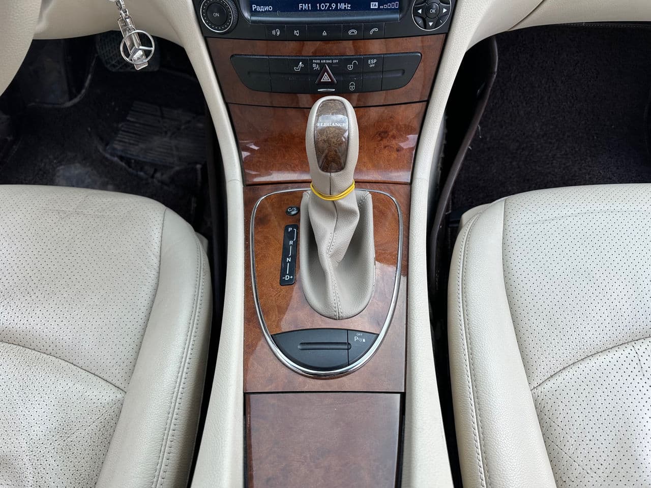 Mercedes E 280 2005 — Миниатюра 11