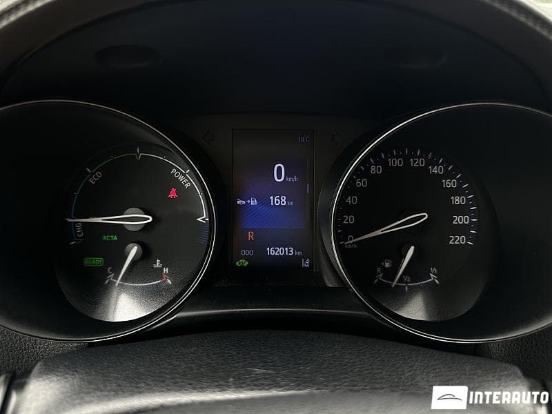 Toyota C-HR 2018 — Миниатюра 8