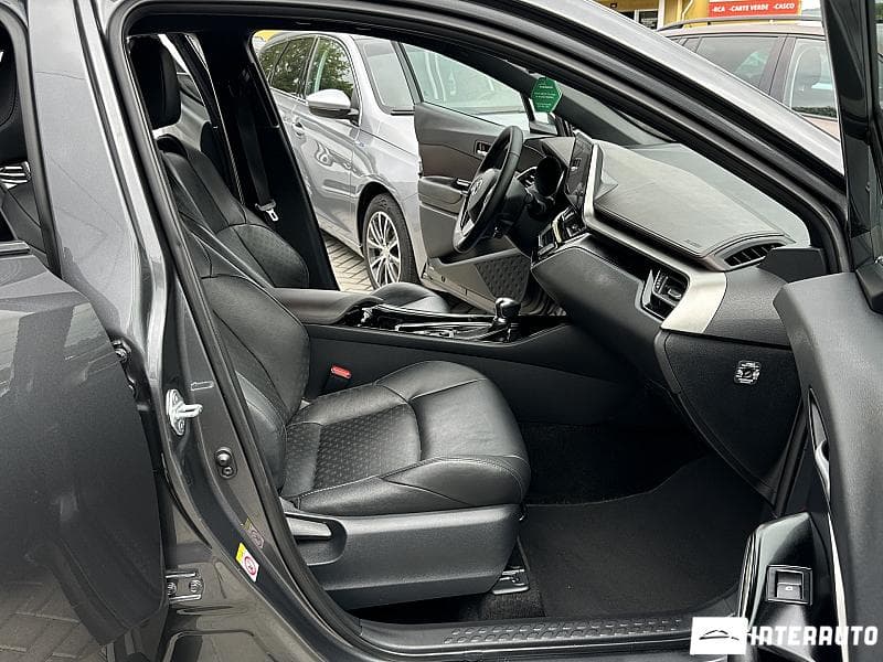 Toyota C-HR 2018 — Миниатюра 15