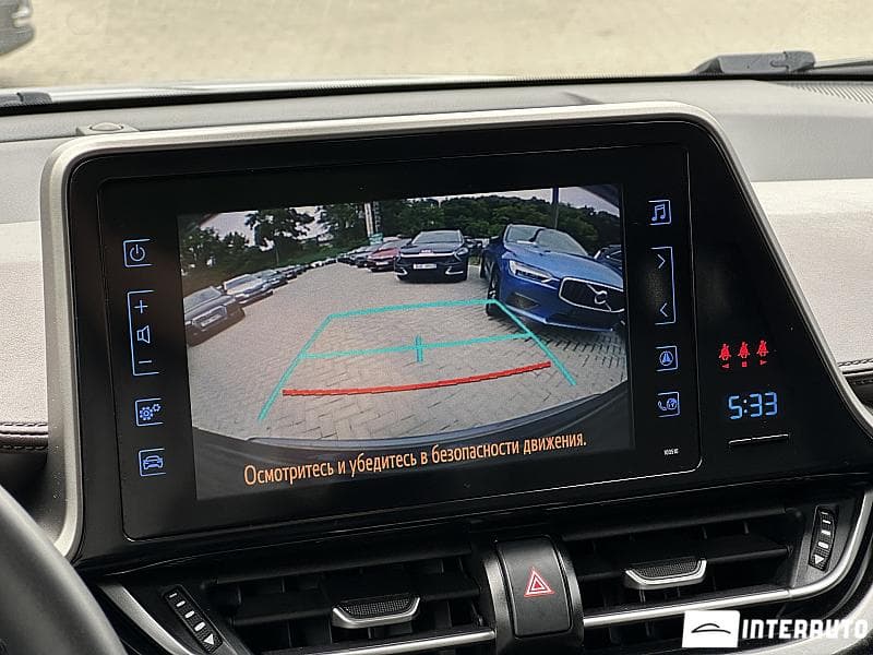 Toyota C-HR 2018 — Миниатюра 10
