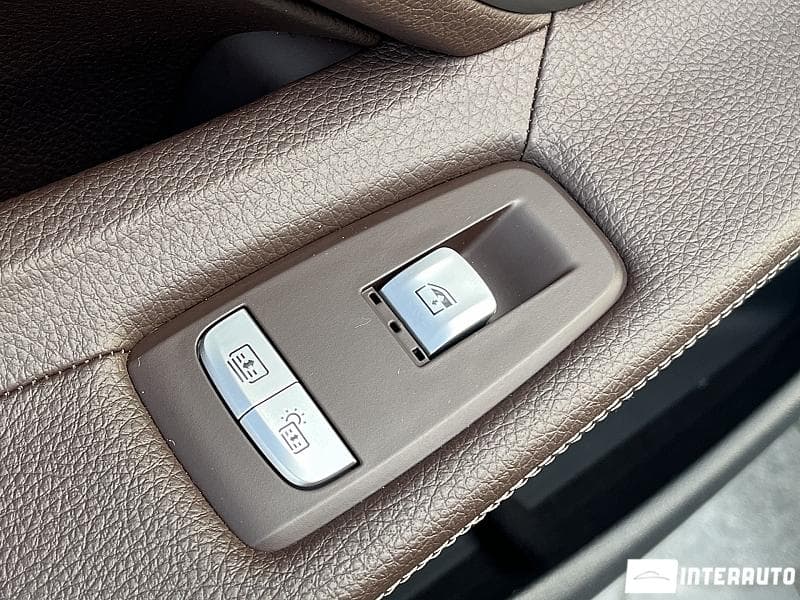 BMW 740 2019 — Миниатюра 18