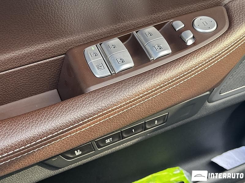 BMW 740 2019 — Миниатюра 7
