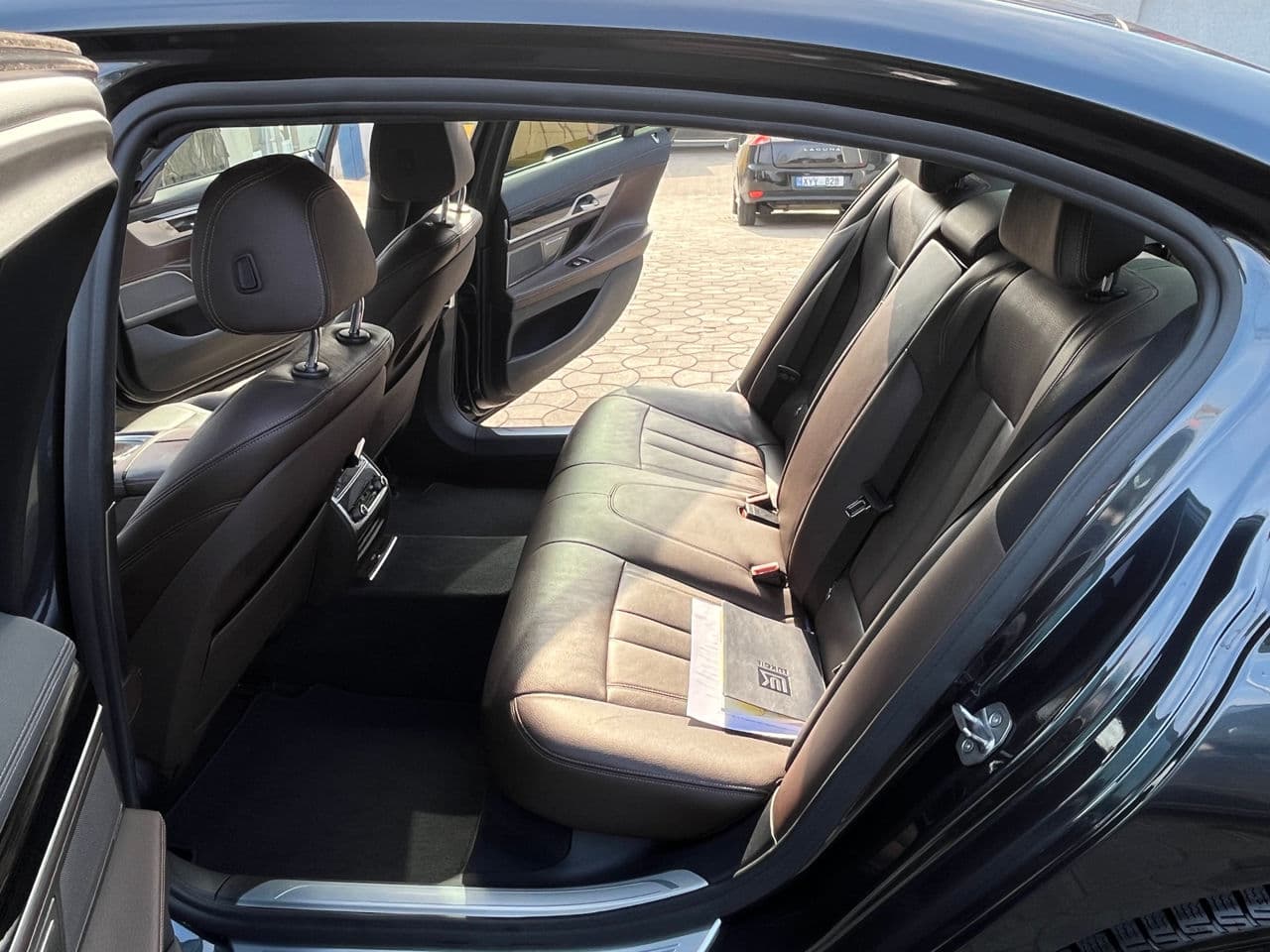BMW 740 2019 — Миниатюра 19