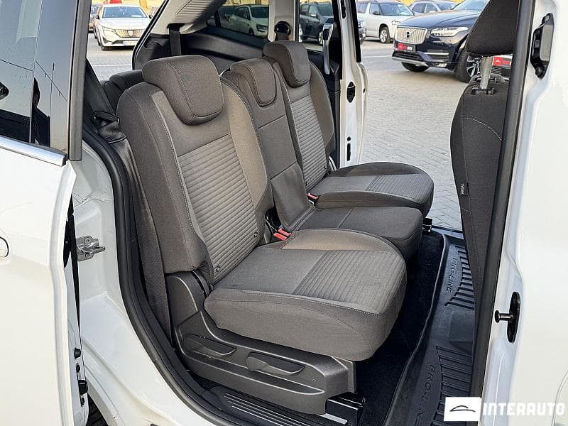 Ford Grand C-MAX 2017 — Миниатюра 14