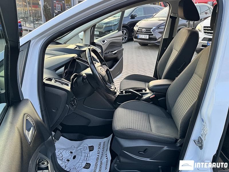 Ford Grand C-MAX 2017 — Миниатюра 5