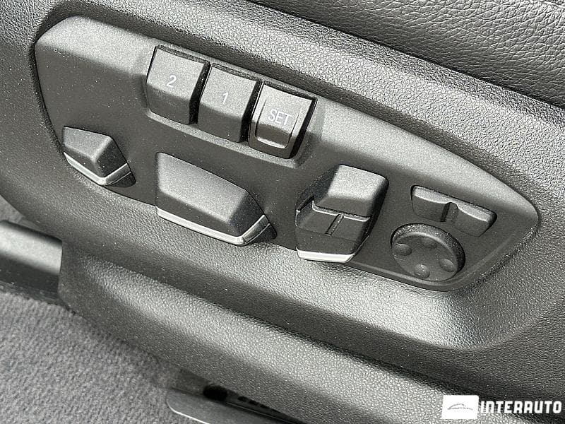 BMW X6 4.0D 2018 — Миниатюра 24