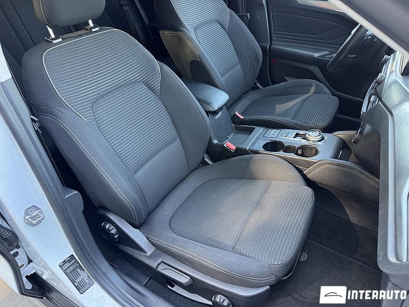 2018 Ford Focus — Miniatură 10