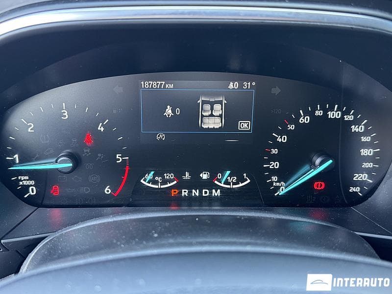 2018 Ford Focus — Miniatură 12