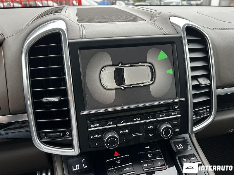 Porsche Cayenne 2010 — Миниатюра 13