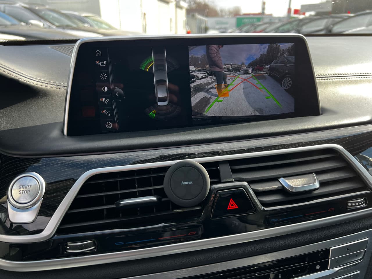 BMW 740e 2016 — Миниатюра 10