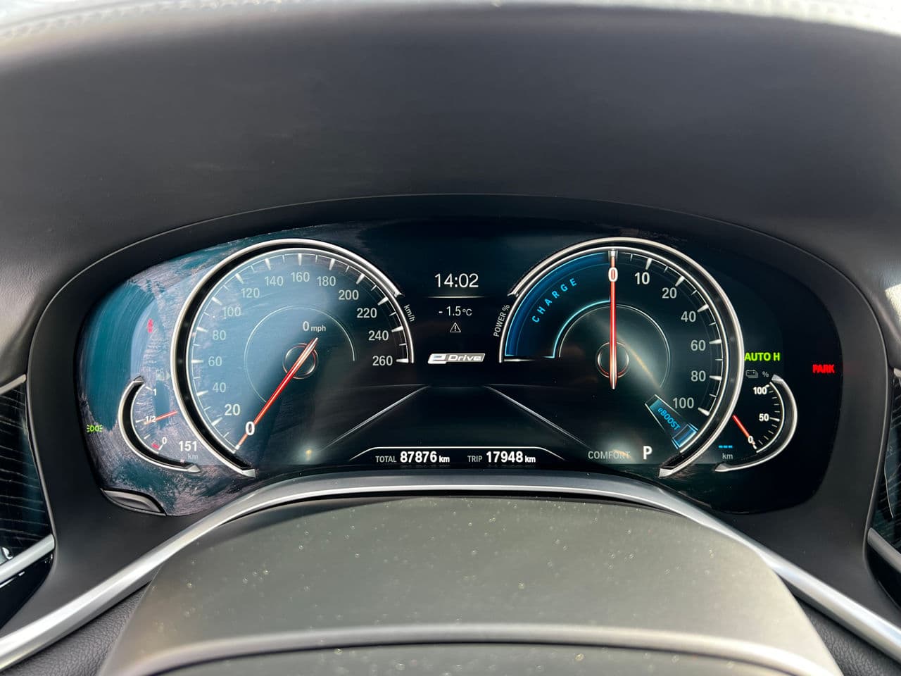 BMW 740e 2016 — Миниатюра 9