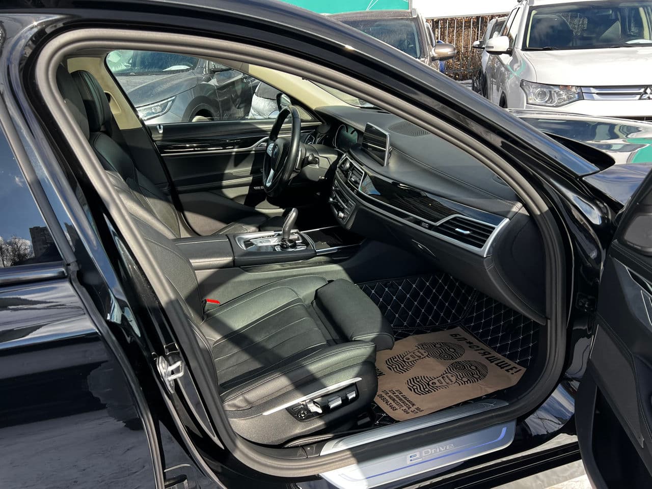 BMW 740e 2016 — Миниатюра 19
