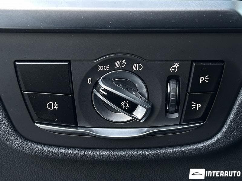 BMW X3 2.0D 2019 — Миниатюра 17
