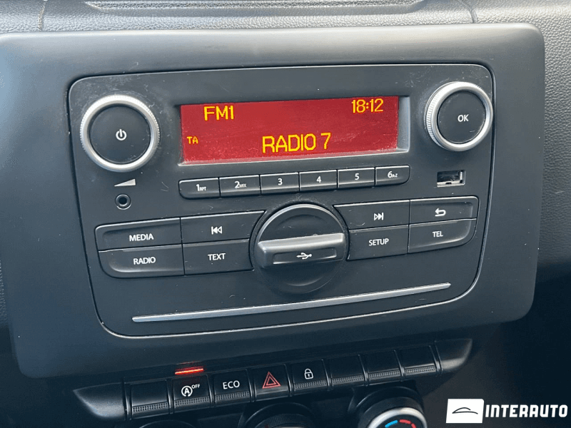 Dacia Duster 2018 — Миниатюра 12