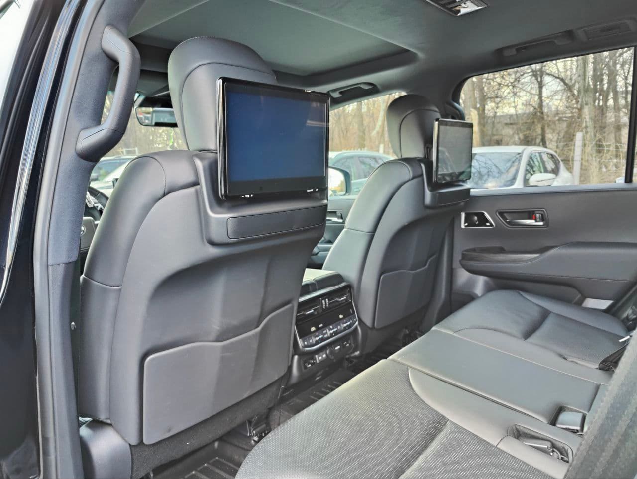 Toyota Land Cruiser 2023 — Миниатюра 10