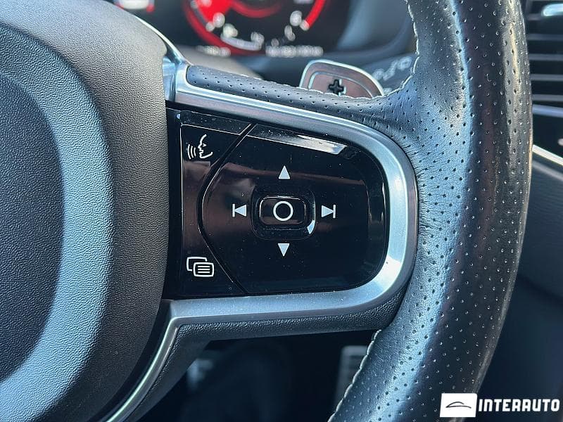 Volvo XC 90 2017 — Миниатюра 14