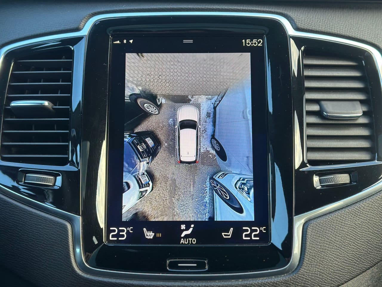 Volvo XC 90 2017 — Миниатюра 17
