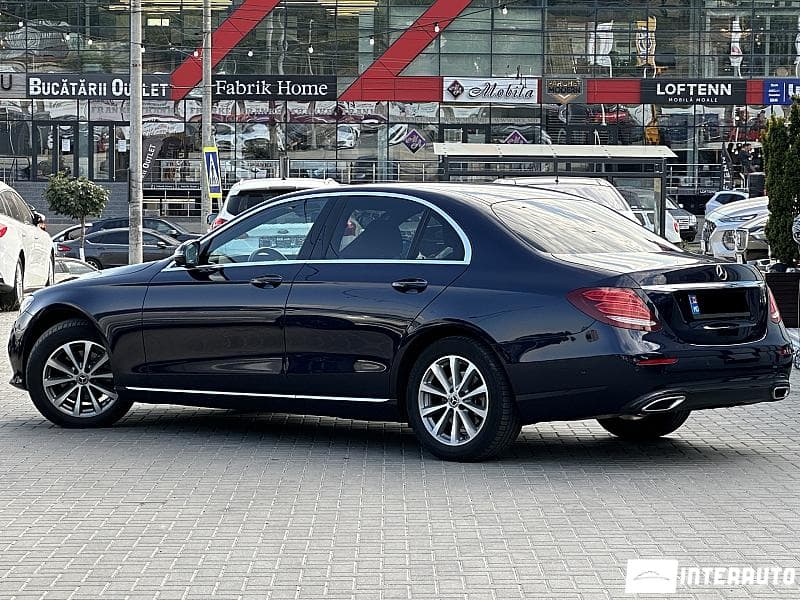2019 Mercedes E 200 — Miniatură 3