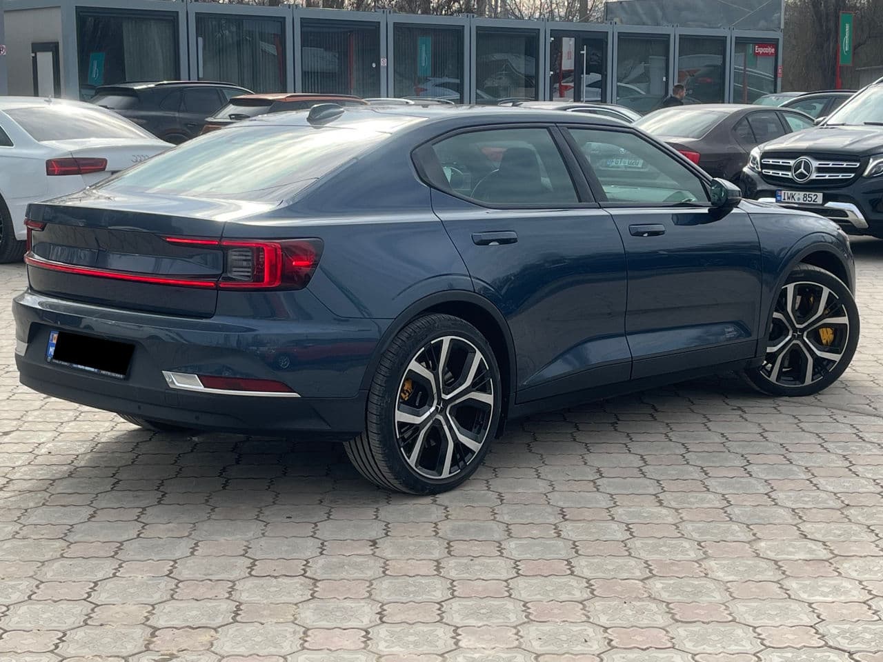 Volvo Polestar 2 2022 — Миниатюра 3
