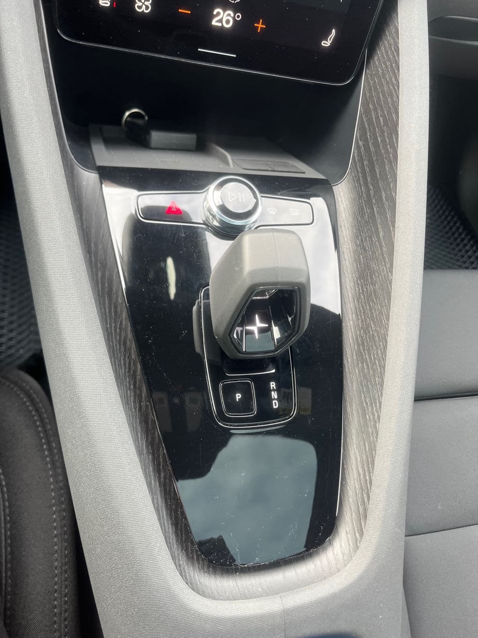 Volvo Polestar 2 2022 — Миниатюра 12
