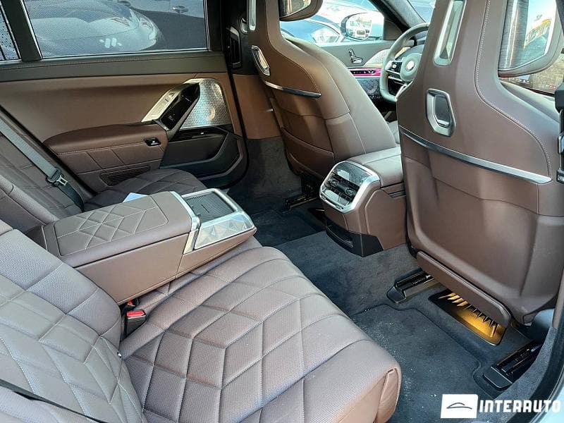 BMW 740 2024 — Миниатюра 19