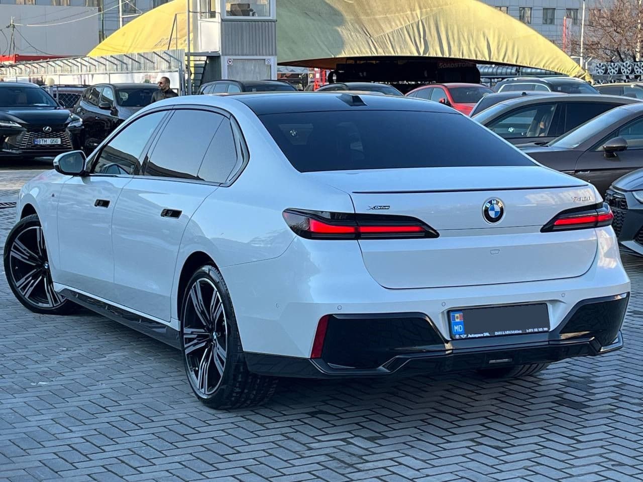 BMW 740 2024 — Миниатюра 4