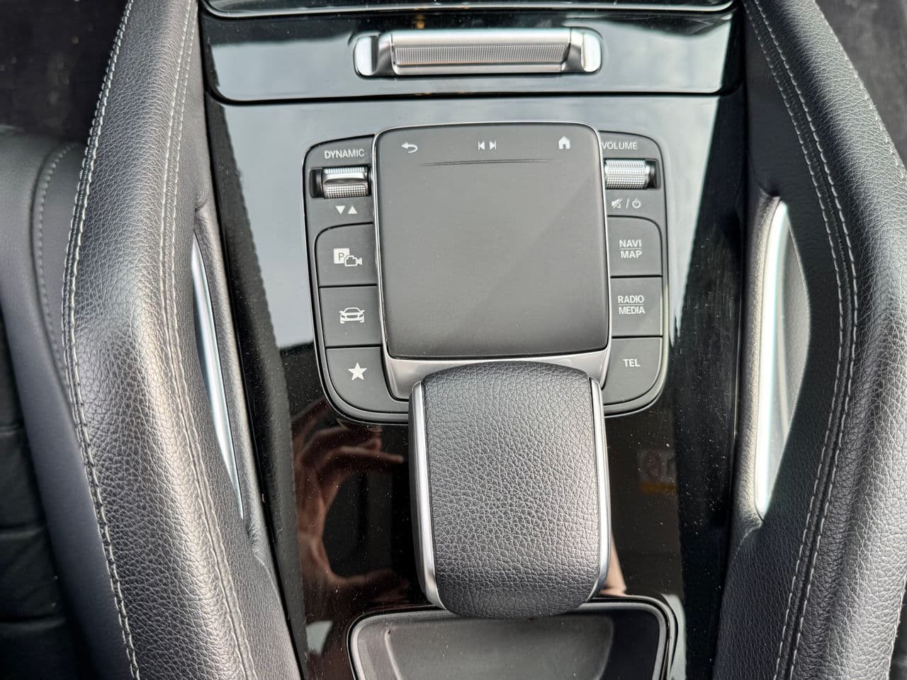 Mercedes GLE 300d 2020 — Миниатюра 12