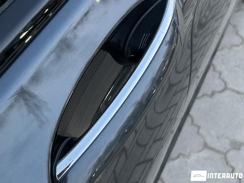 BMW 740 2018 — Миниатюра 5