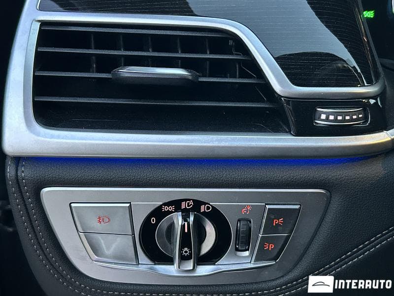 BMW 740 2018 — Миниатюра 11
