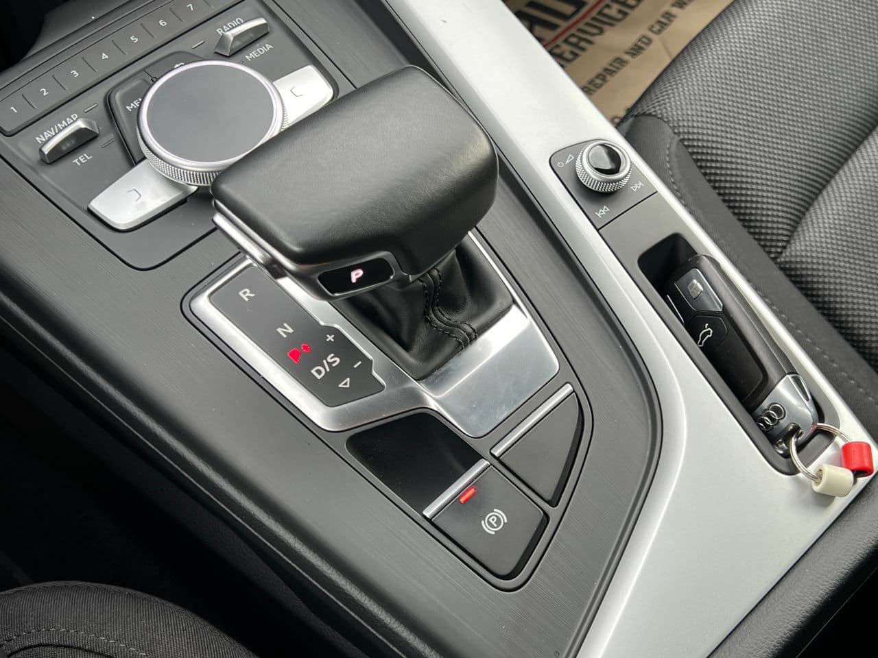 Audi A4 Allroad 2018 — Миниатюра 12
