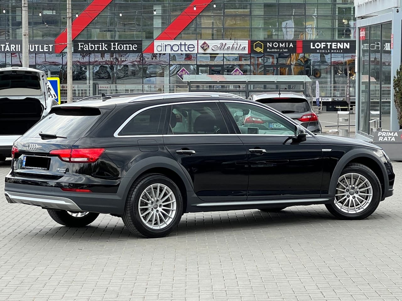 Audi A4 Allroad 2018 — Миниатюра 3