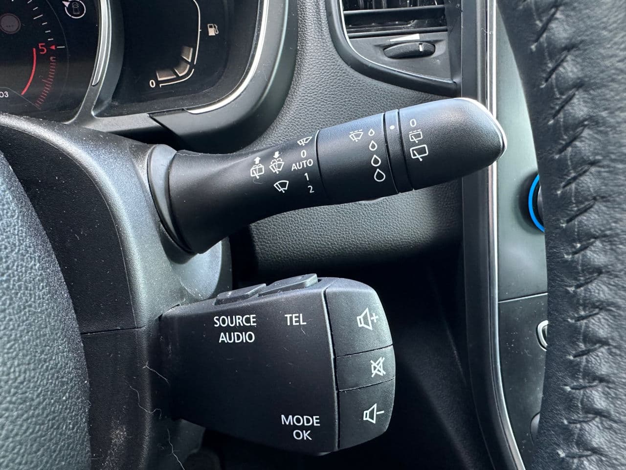 Renault Grand Scenic 2018 — Миниатюра 10