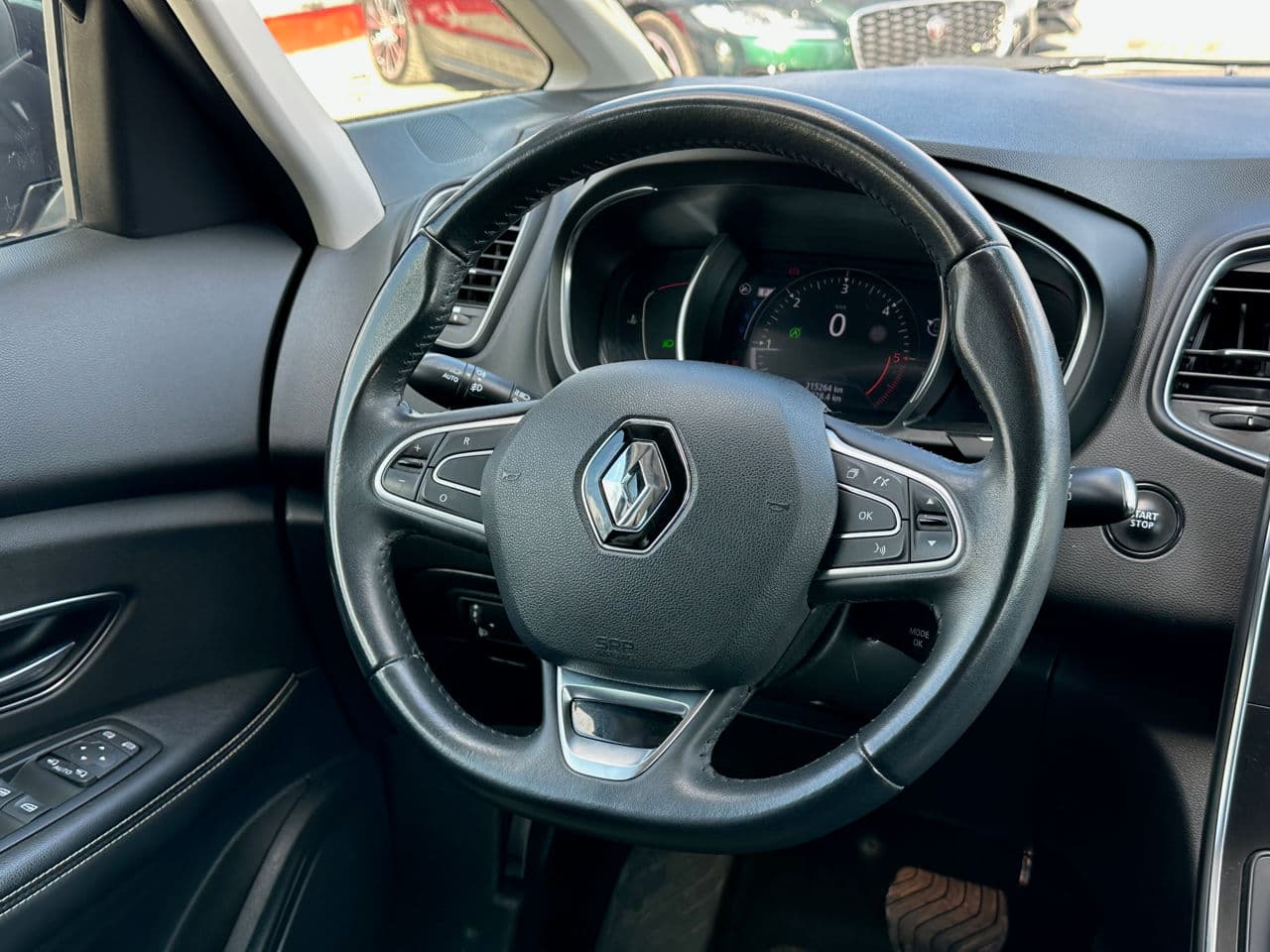 Renault Grand Scenic 2018 — Миниатюра 9
