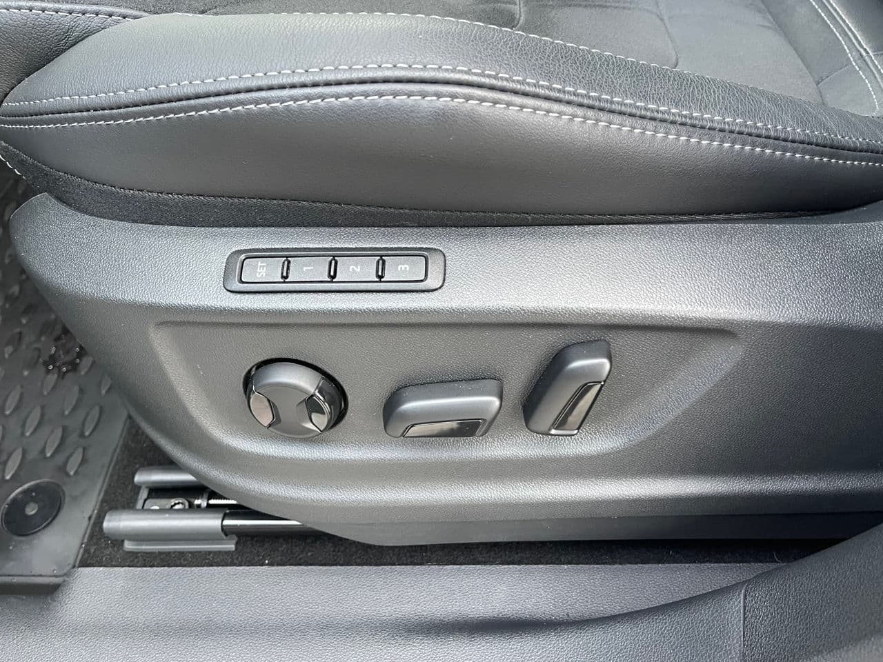 Skoda Kodiaq 2024 — Миниатюра 15