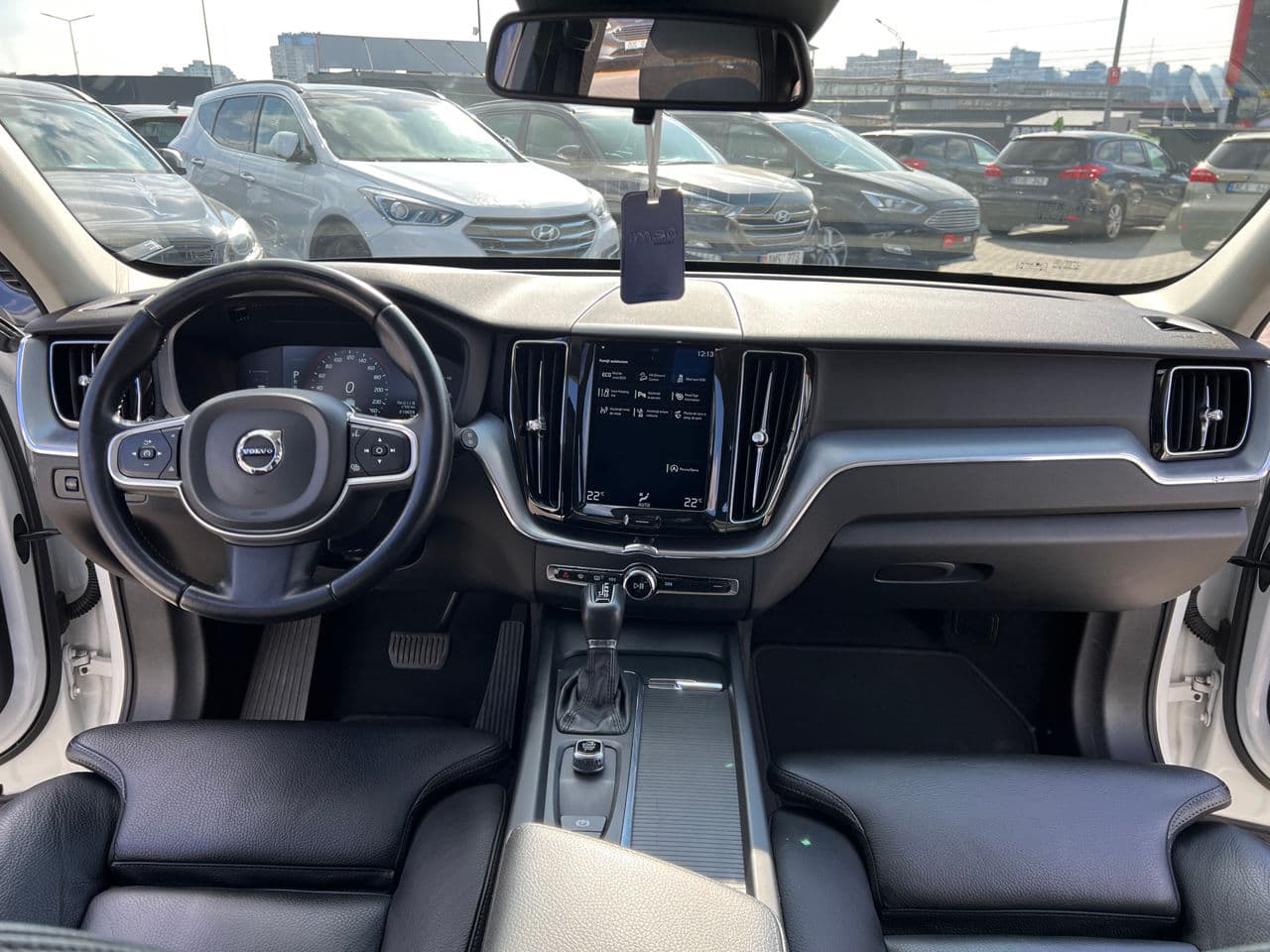 Volvo XC 60 2018 — Миниатюра 6